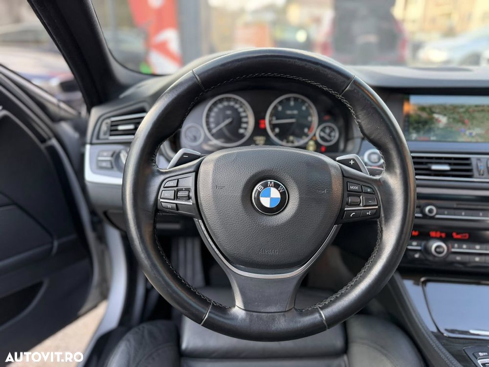 BMW Seria 5 525d xDrive Sport-Aut. Luxury Line - 22