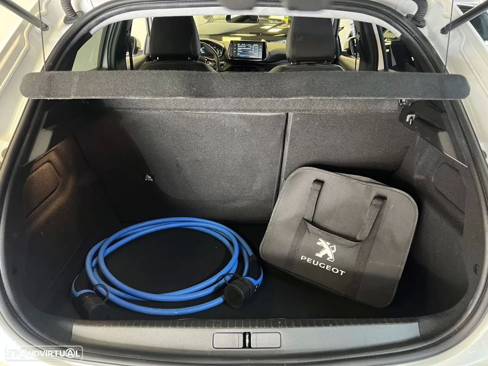 Peugeot e-208 Active Pack - 51