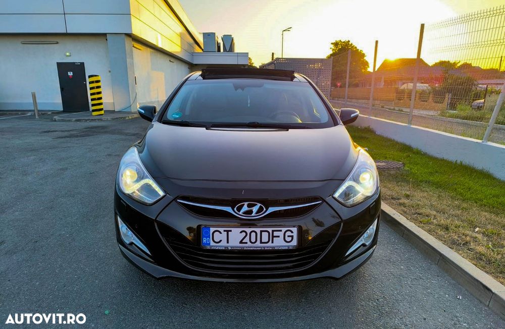 Hyundai i40 1.7 CRDI DPF Sedan TPMS Aut. Supreme - 7