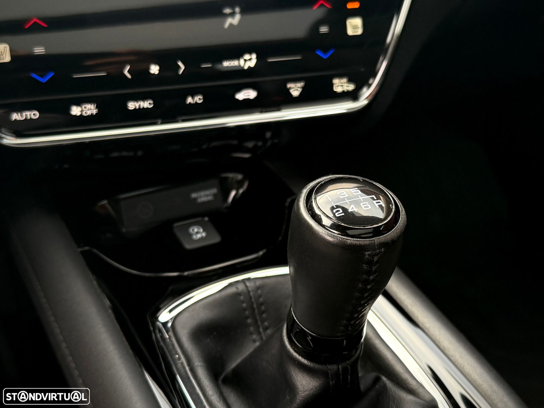 Honda HR-V 1.6 i-DTEC Executive - 16