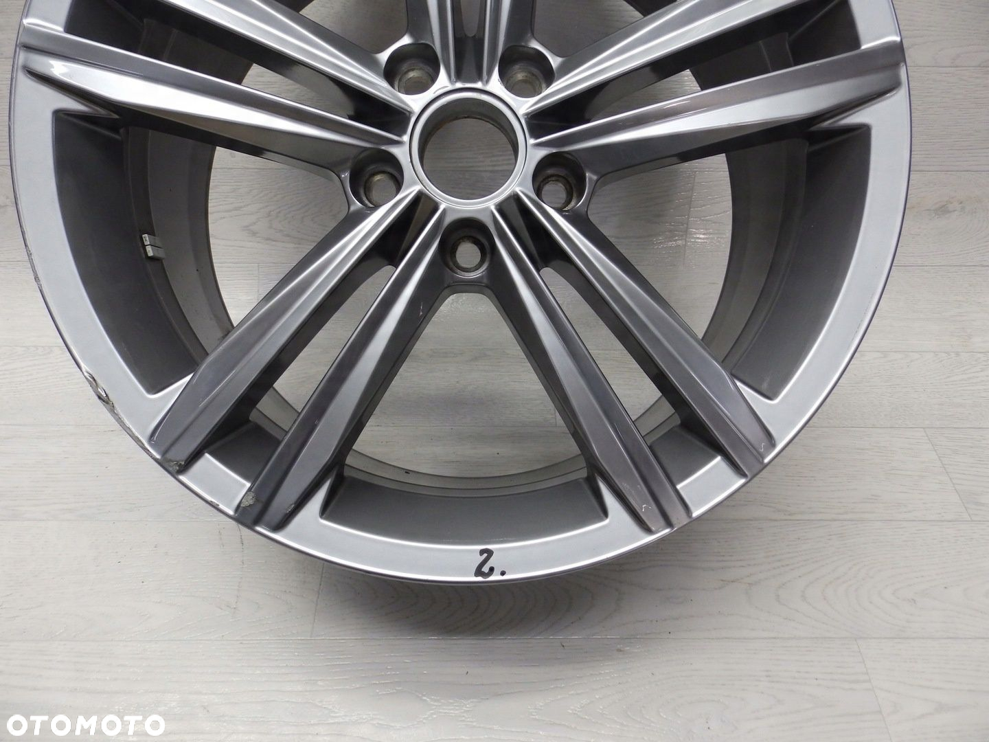 Felga VW Golf VII R-Line 5G0 7.5Jx18H2 Et51 5x112 - 3
