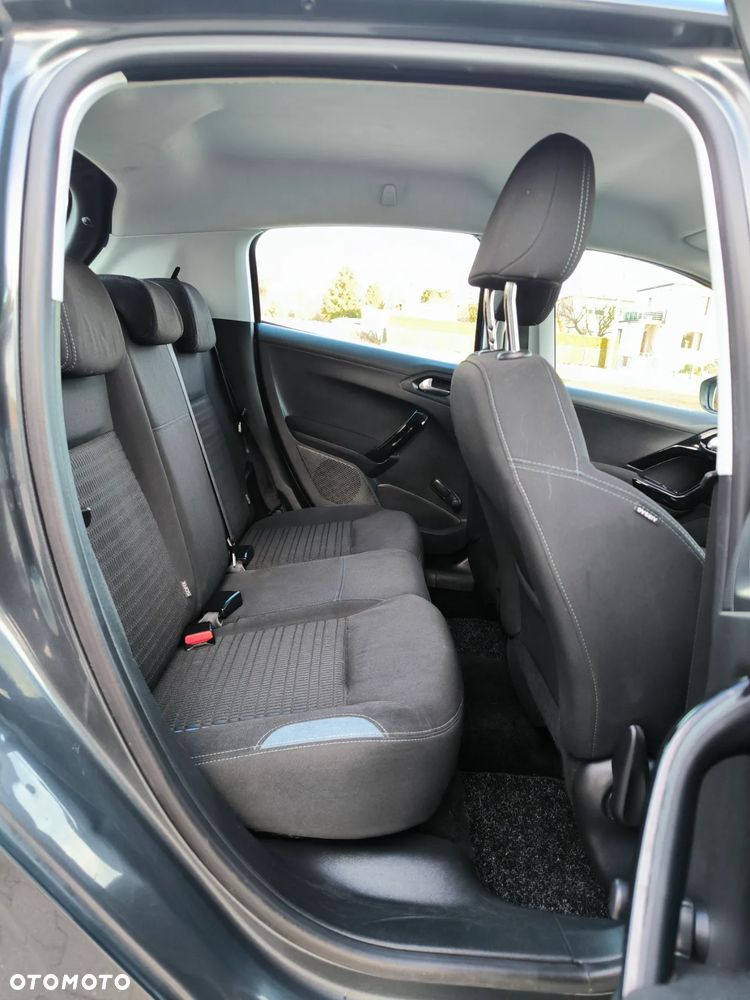 Peugeot 208 e-HDi 115 Stop&Start Allure - 15