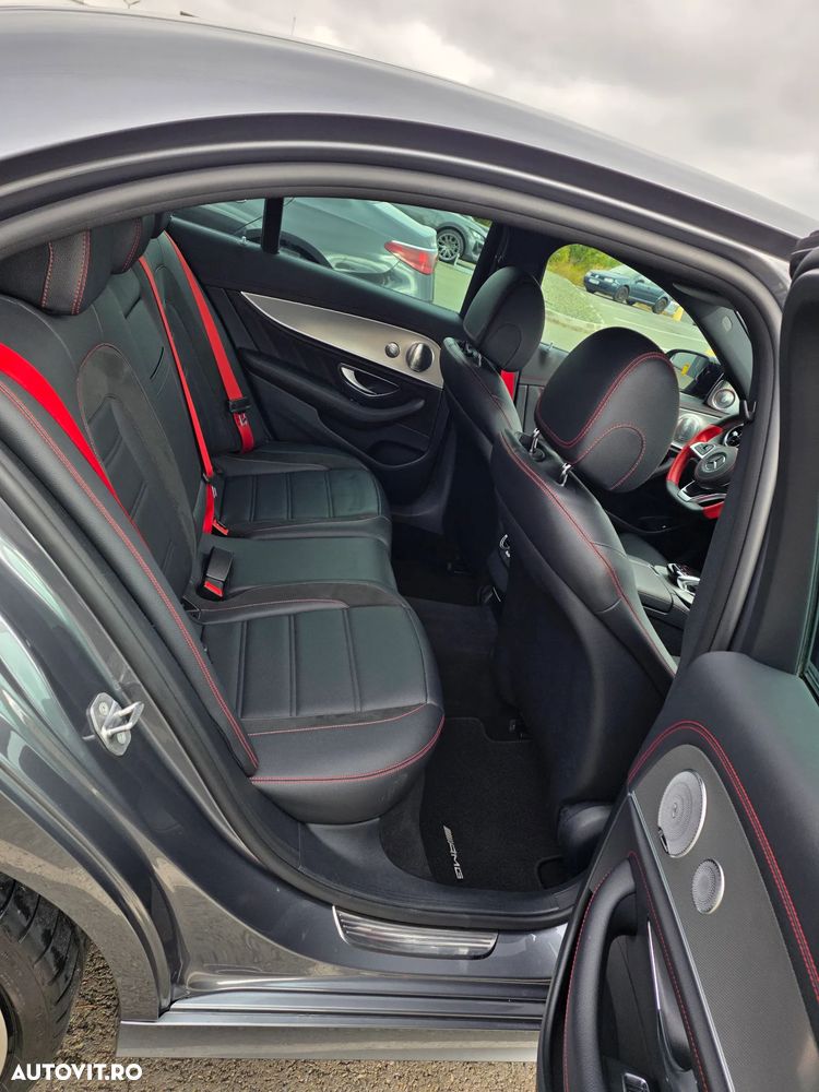Mercedes-Benz E 43 AMG 4MATIC Aut. - 13