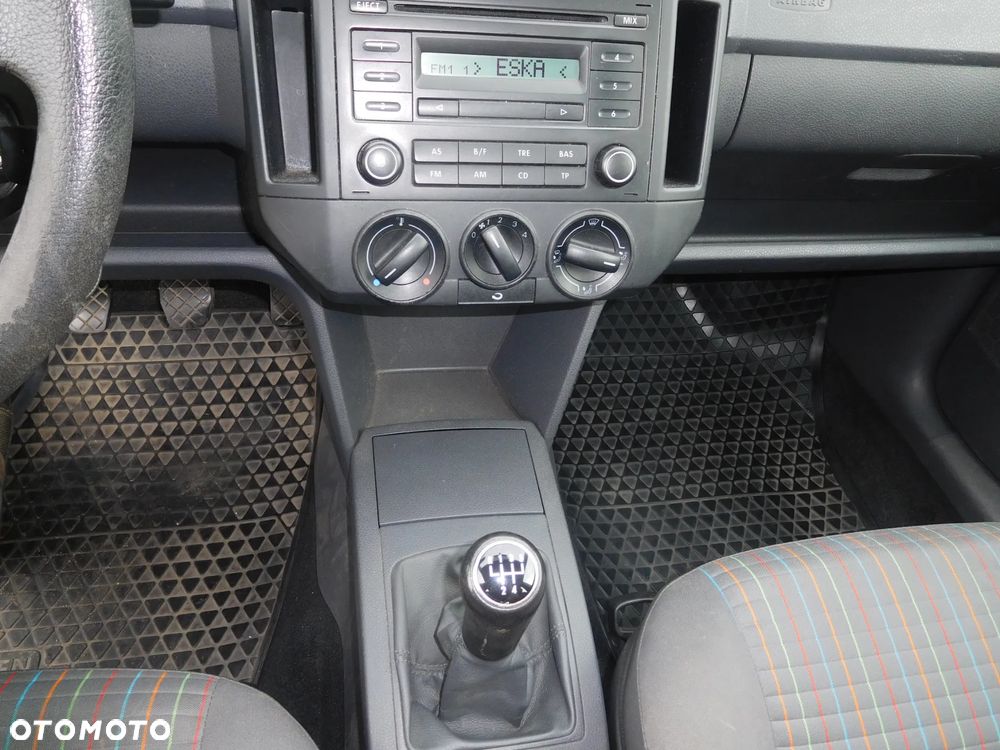 Volkswagen Polo 1.2 Entry - 11