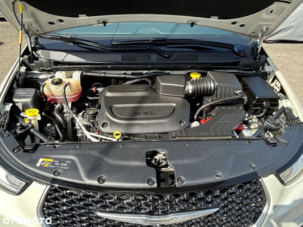 Chrysler Pacifica - 21