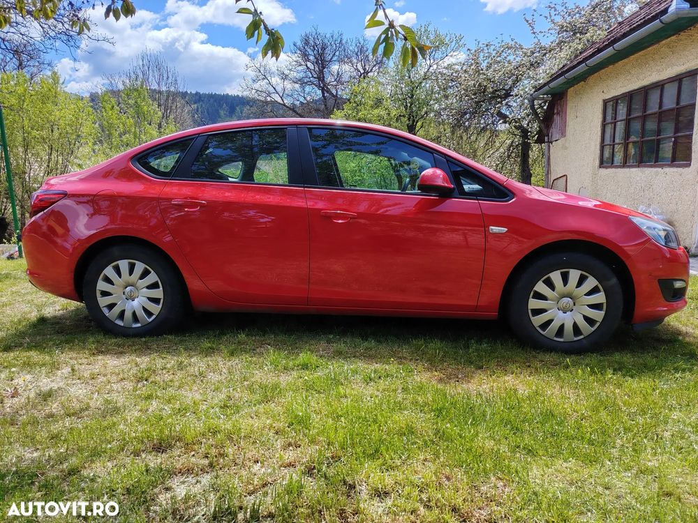 Opel Astra 1.4 Turbo ECOTEC Start/Stop Enjoy - 2