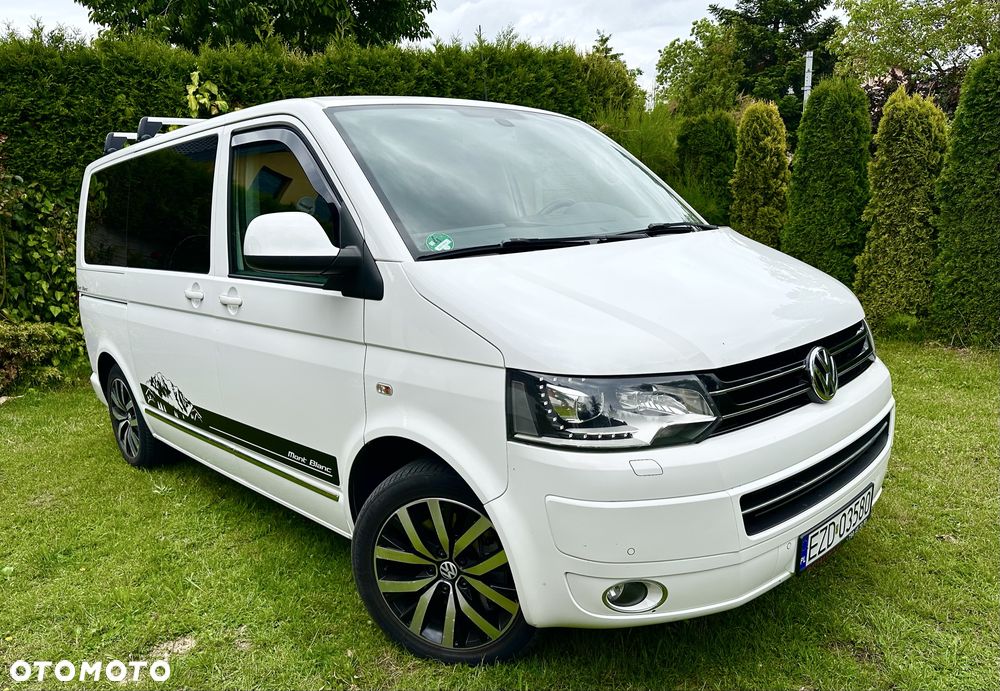 Volkswagen Multivan - 2