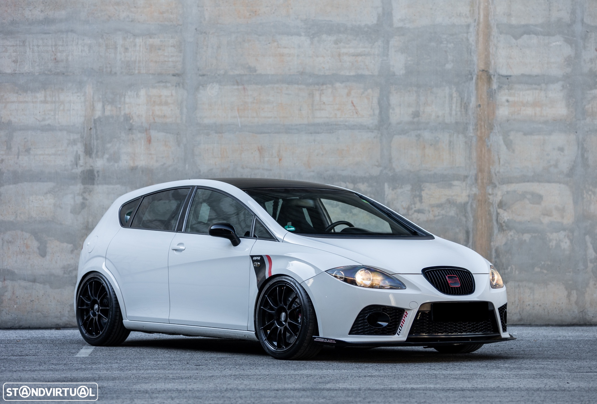 SEAT Leon 2.0 TSI Cupra - 4