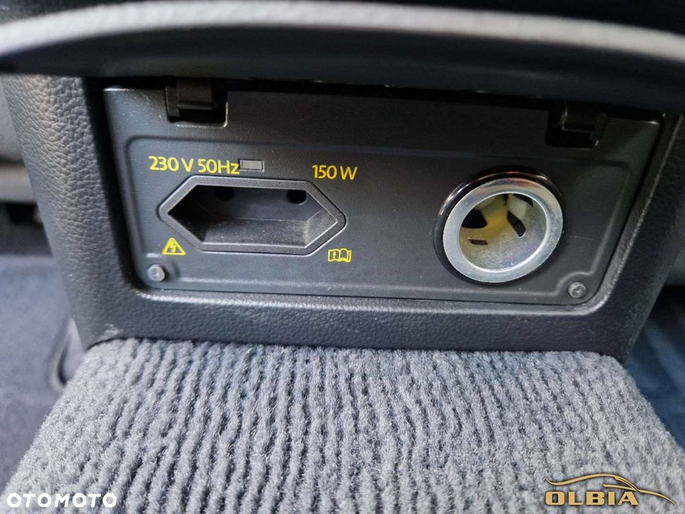 Volkswagen Passat - 21
