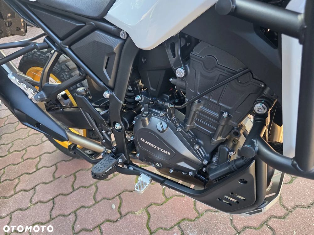 QJMOTOR SRT 450RX - 17