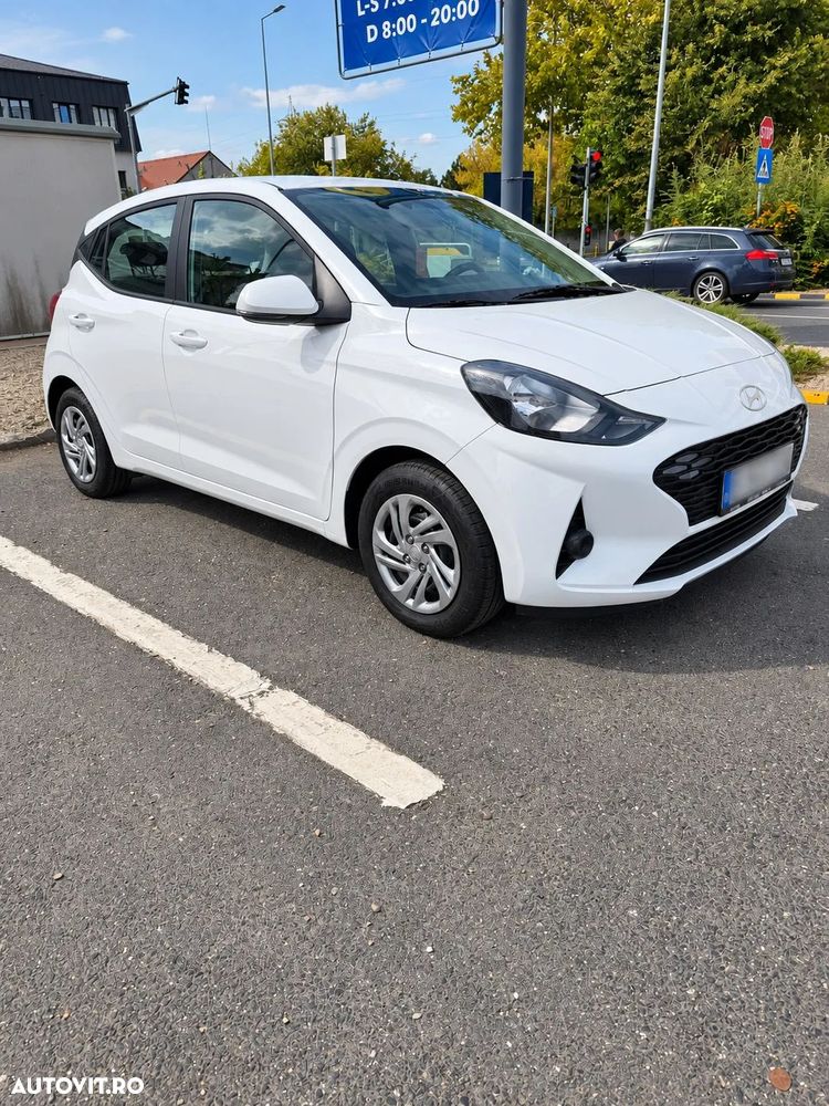 Hyundai i10 1.0 l 67 CP AMT Comfort - 1