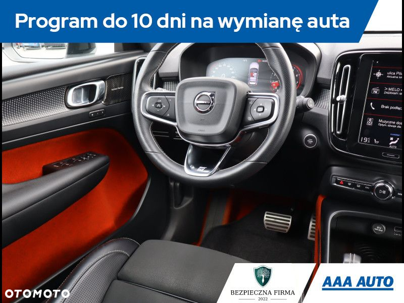 Volvo XC 40 - 8