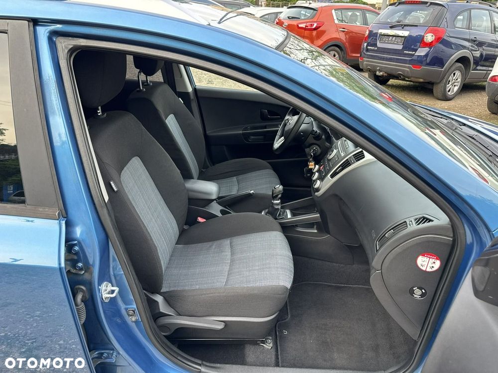 Kia Ceed 1.4 CVVT Vision - 14