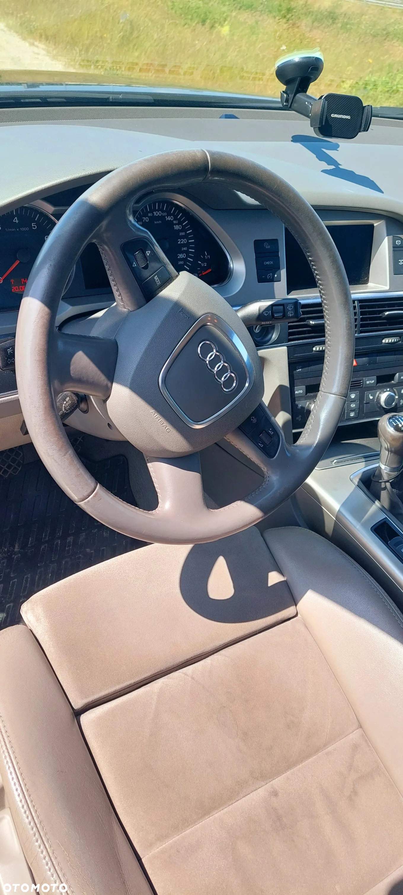 Audi A6 2.4 - 9