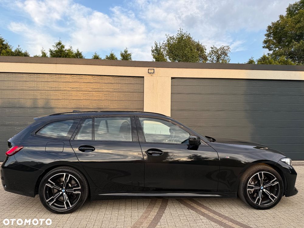 BMW Seria 3 330i xDrive M Sport - 22