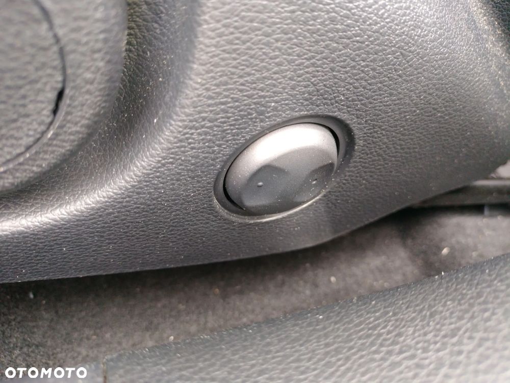 Kia Ceed 1.5 T-GDI Business Line DCT - 26