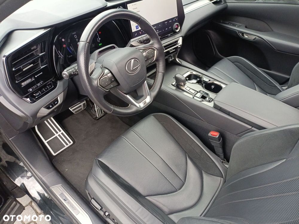 Lexus RX - 25