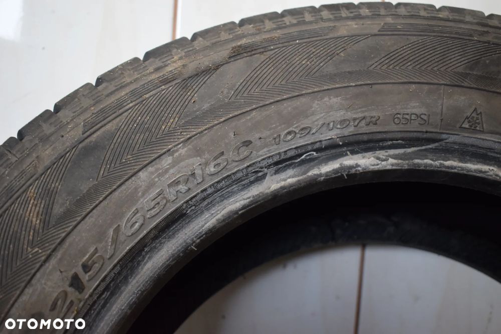 R16C 215/65 Hankook Winter RW06 Cena za parę - 5
