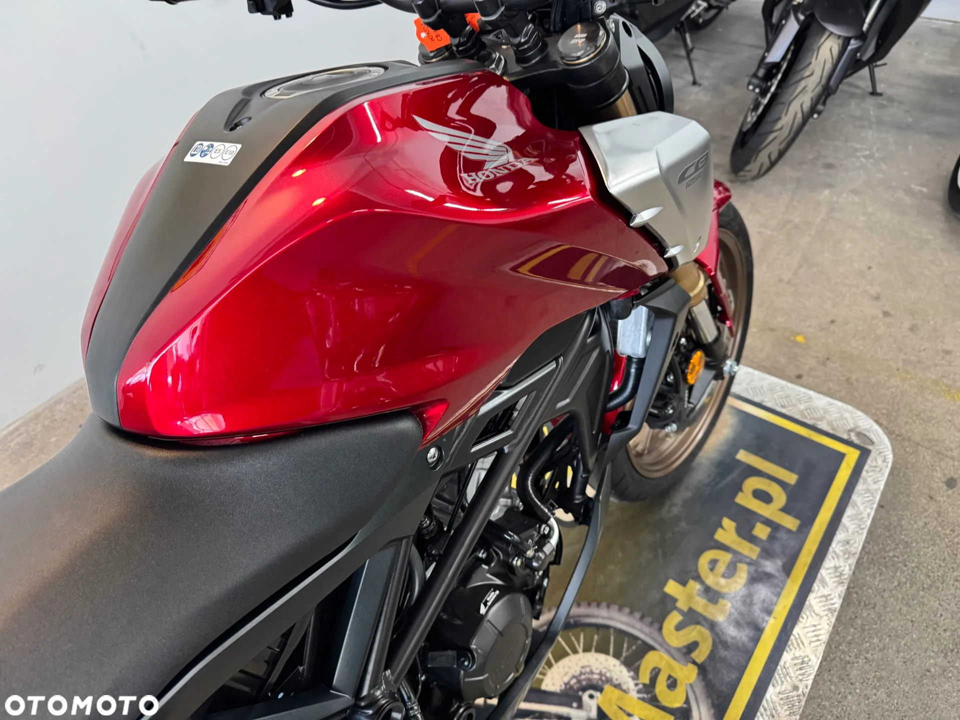 Honda CB - 17
