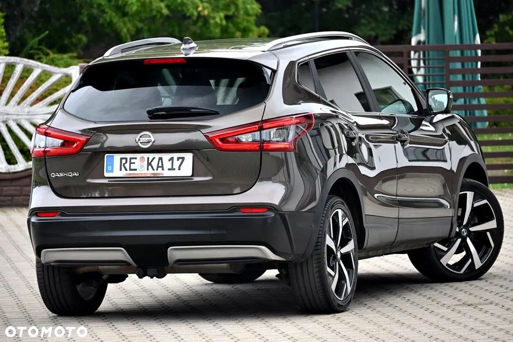 Nissan Qashqai 1.2 DIG-T Xtronic TEKNA+ - 16