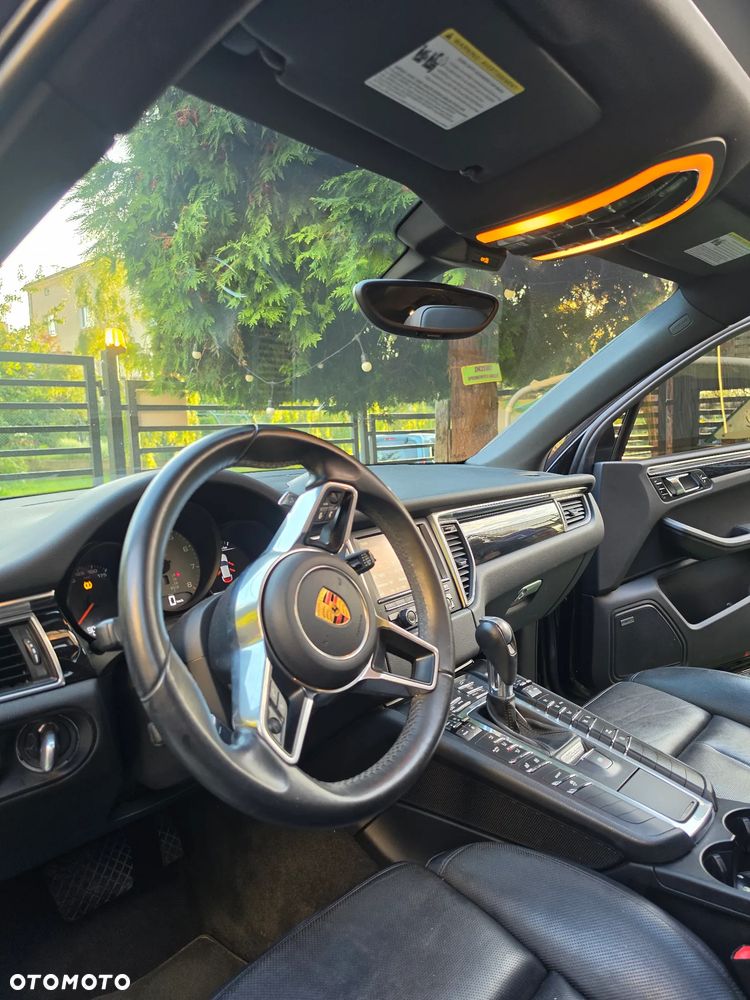 Porsche Macan - 8