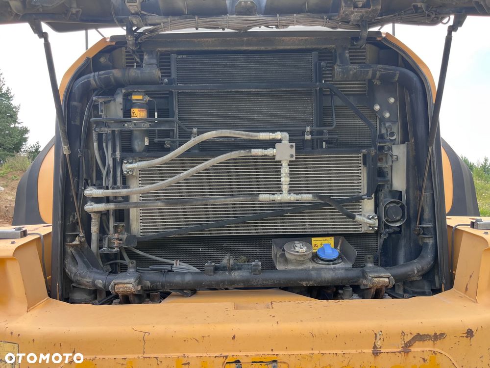 Volvo L220H - 11