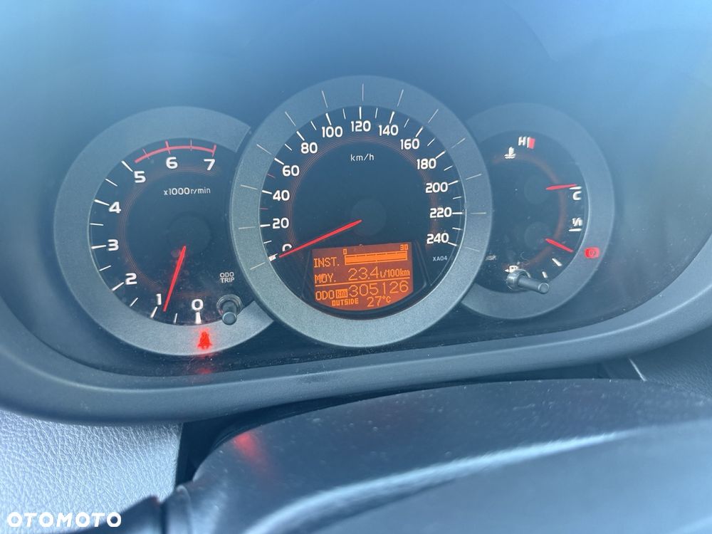 Toyota RAV4 - 14