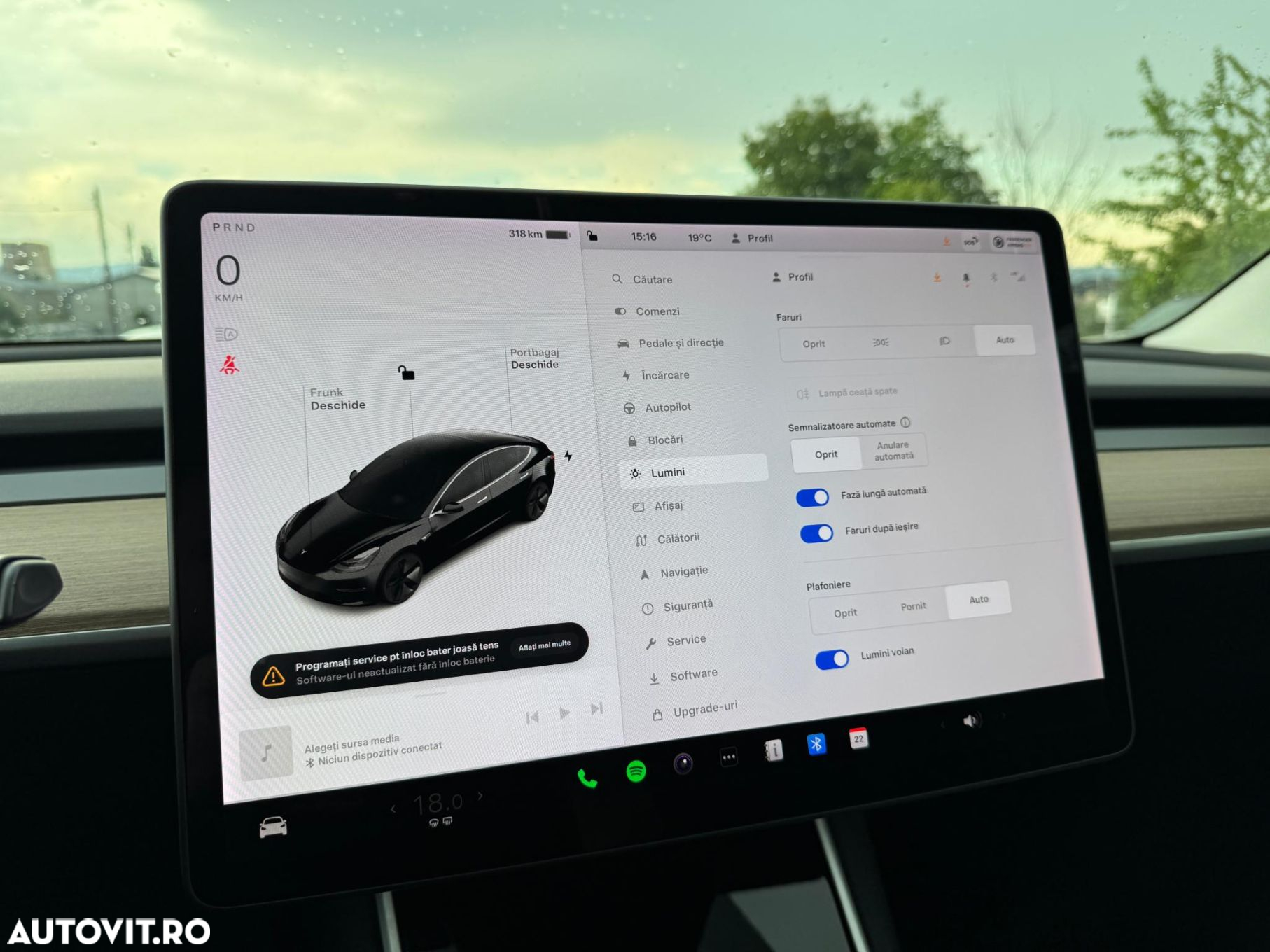 Tesla Model 3 - 16