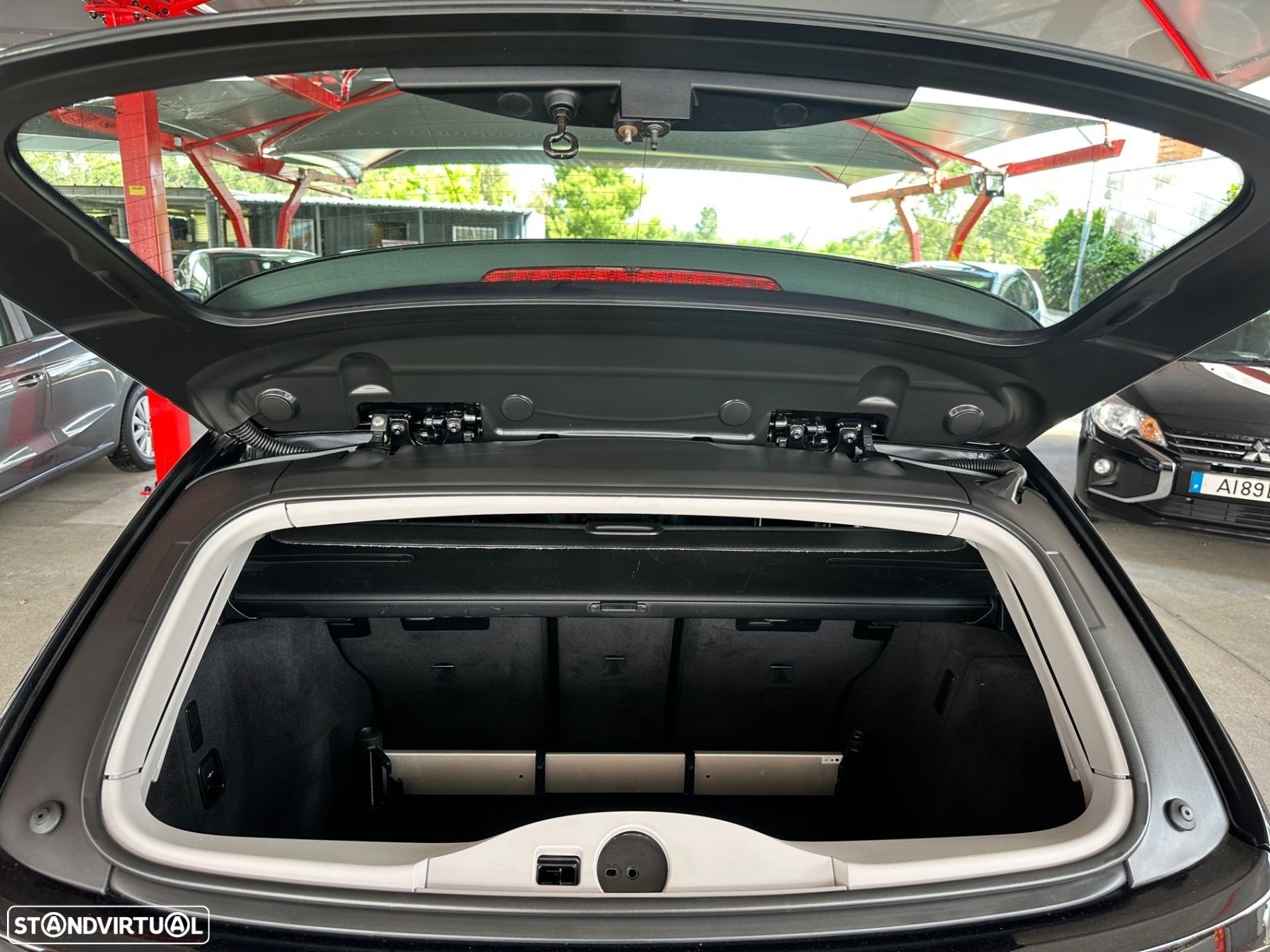 BMW 320 d Touring Advantage - 14
