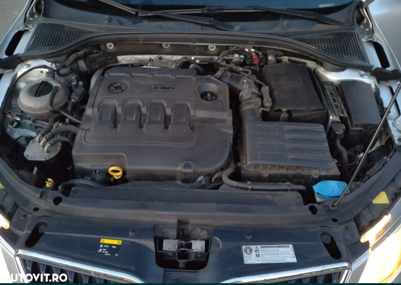 Skoda Octavia 1.6 TDI ACTIVE - 8