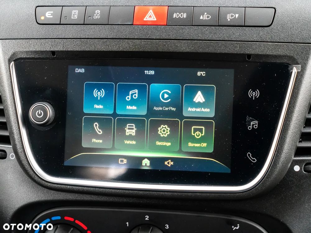 Iveco Daily 35S18HD doka ze skrzynią fabryczną - 23