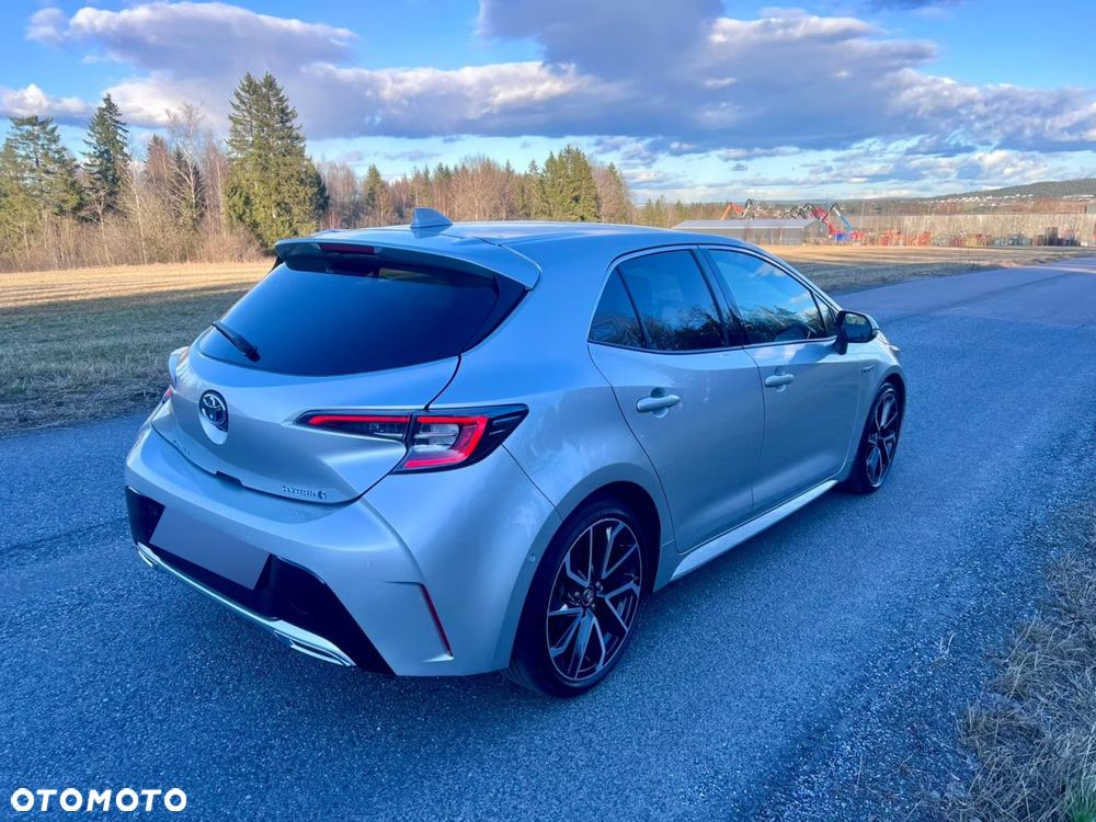 Toyota Corolla 2.0 Hybrid Executive - 5