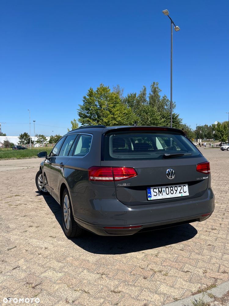 Volkswagen Passat 2.0 TDI (BlueMotion Technology) DSG Comfortline - 4