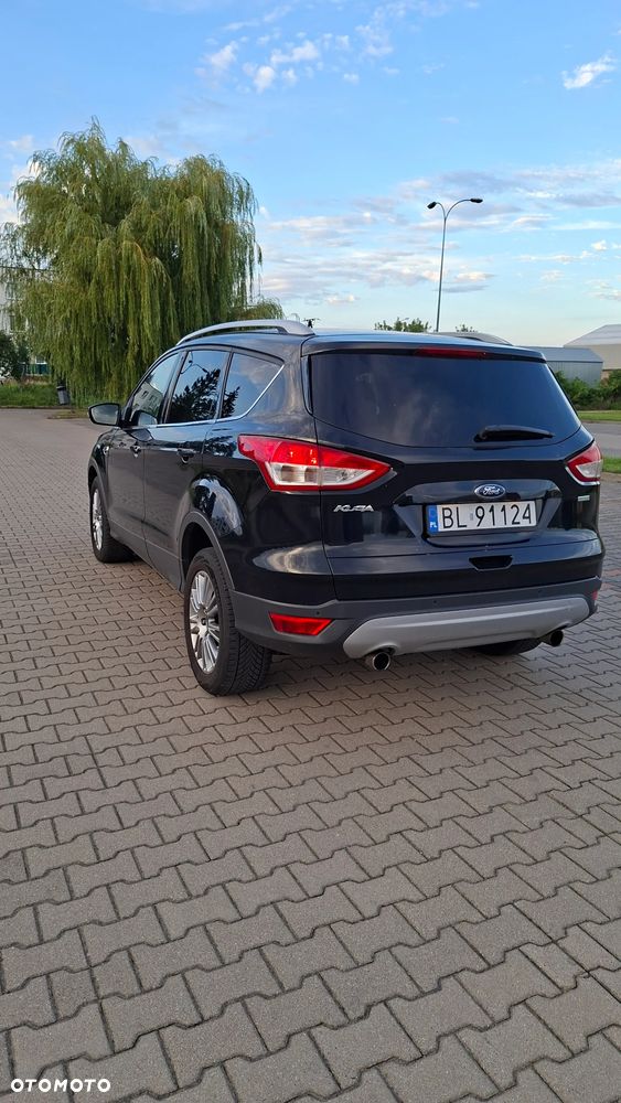 Ford Kuga - 4