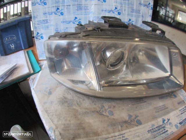 Farol Far1580 AUDI A6  AVANT 2 4B FASE 1 1999 2.5TDI V6 24V 150CV  5P AZUL DRT H7 + H1 HELLA - 1