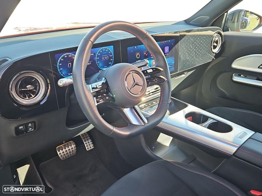Mercedes-Benz GLB 250+ EQ Night Edition - 13