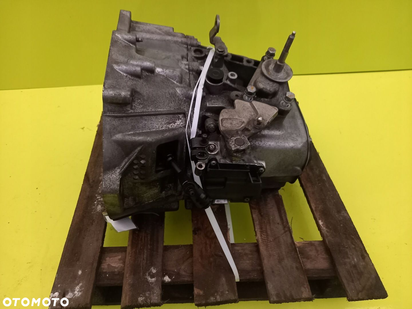 SKRZYNIA BIEGÓW MANUALNA 1.6 E-HDI CITROEN DS4 12R - 3