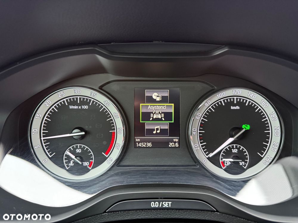 Skoda Karoq 1.6 TDI SCR DSG Ambition - 22