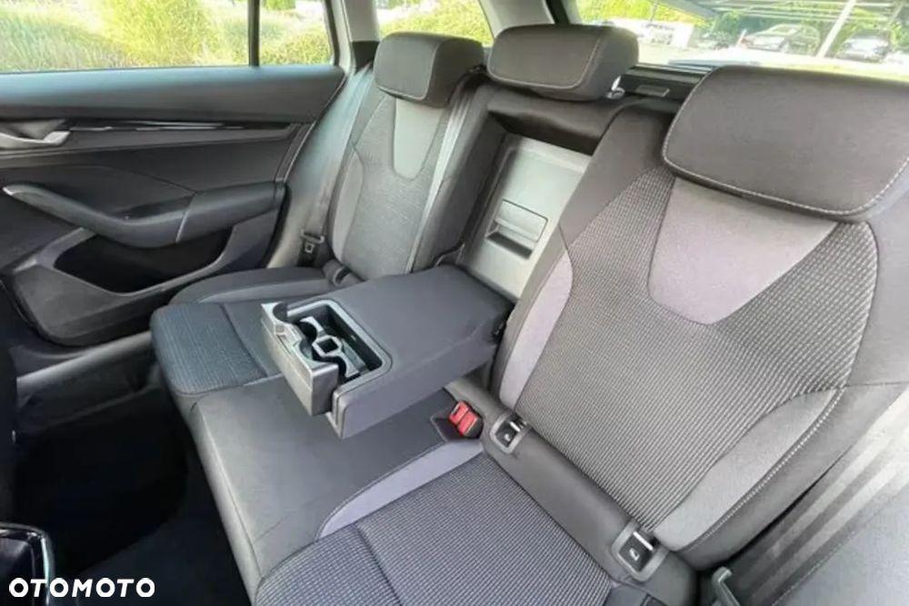 Skoda Octavia 1.5 TSI mHEV Drive Selection DSG - 23