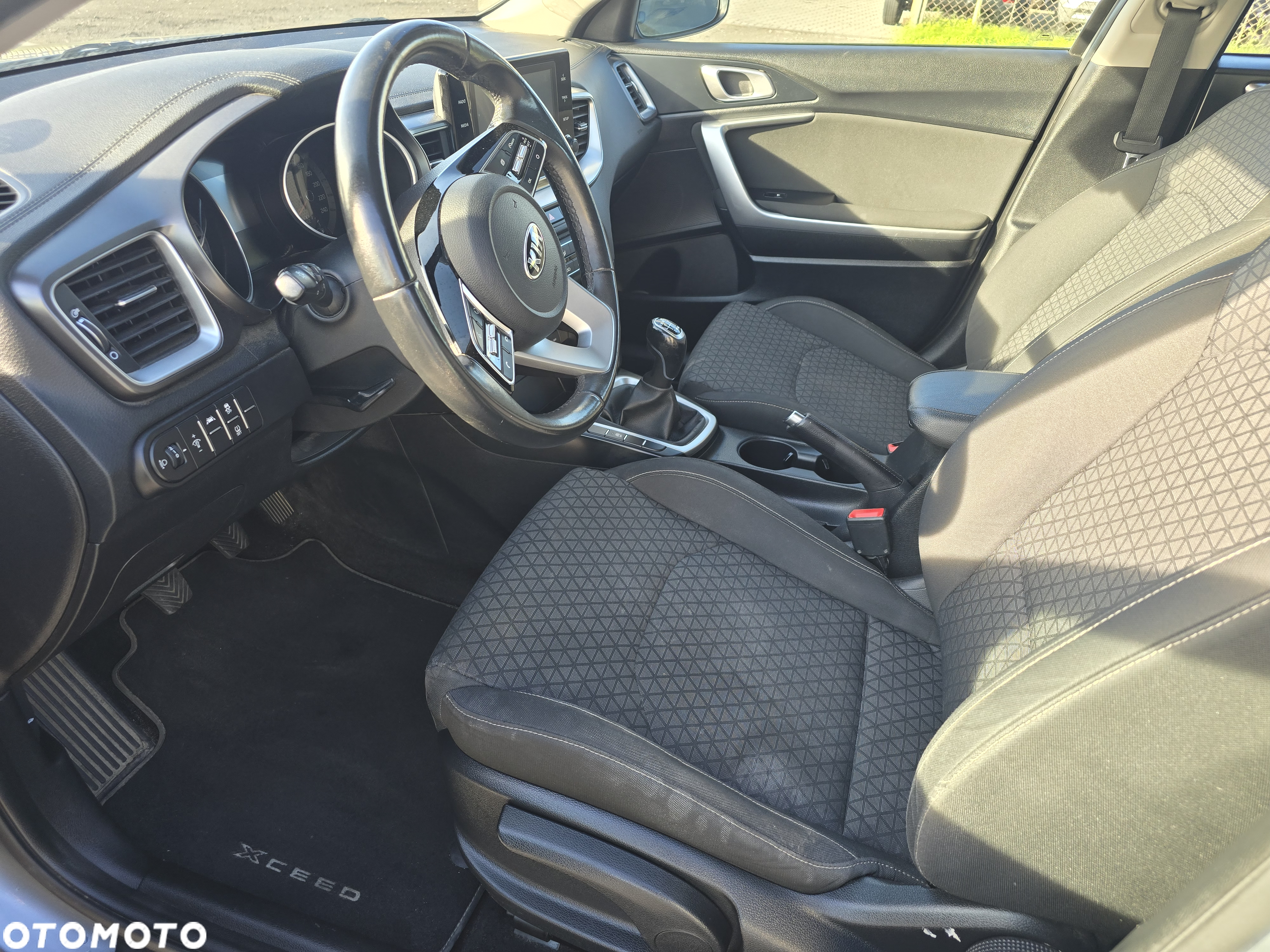 Kia XCeed 1.0 T-GDI L Business Line - 20