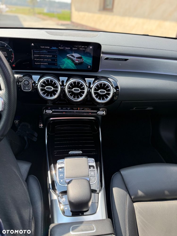 Mercedes-Benz Klasa A 35 AMG 4-Matic 7G-DCT - 21