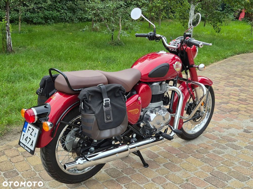 Royal Enfield Classic - 12