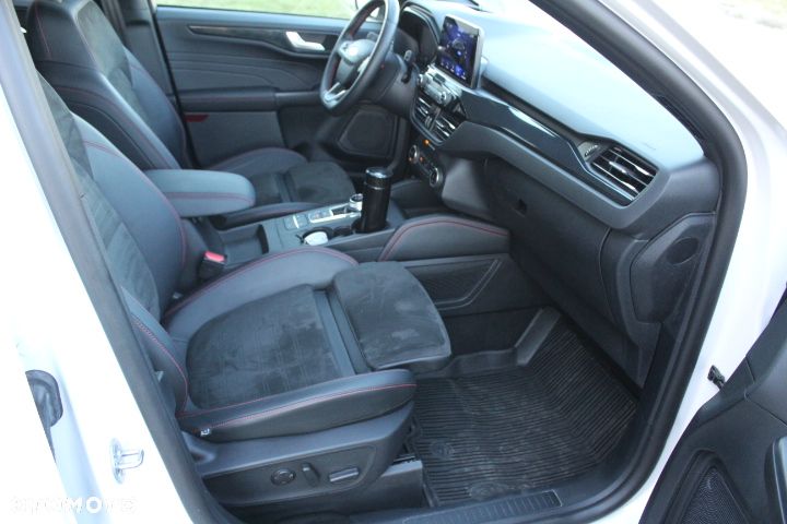 Ford Kuga 2.5P PHEV FWD ST-Line X - 38
