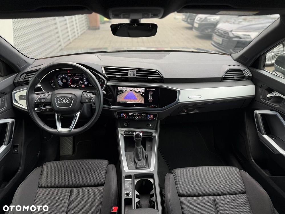 Audi Q3 Sportback - 22