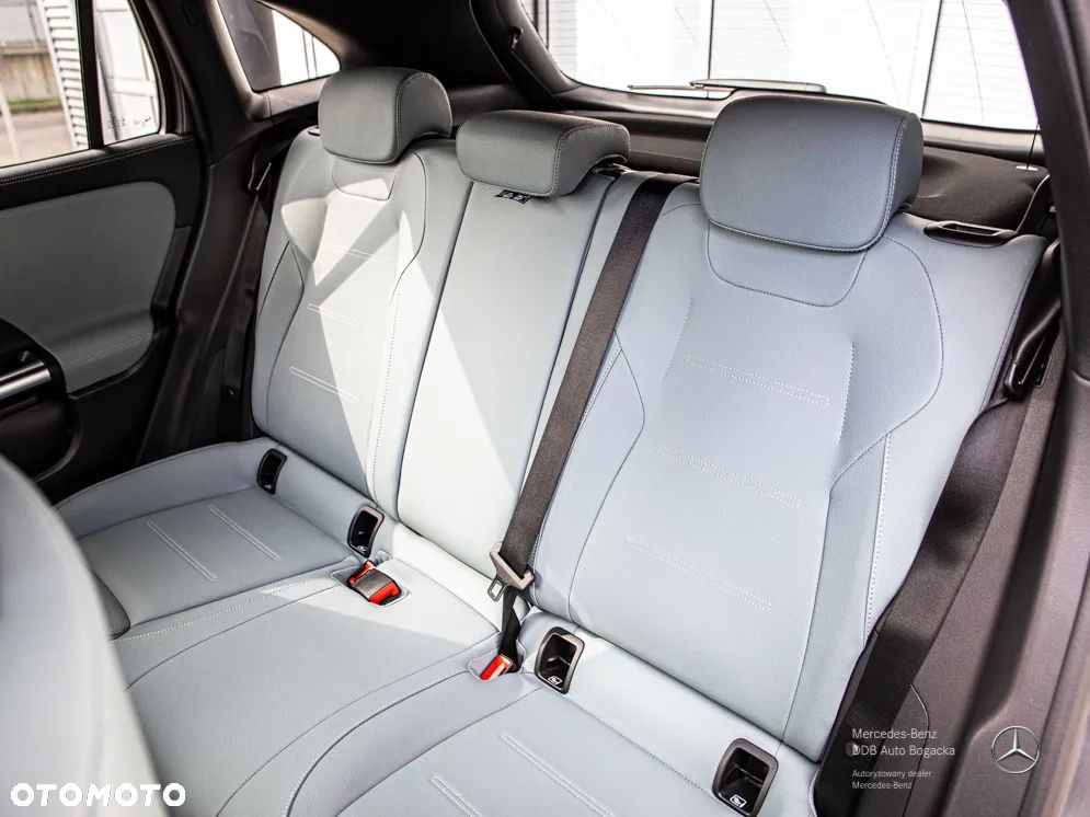 Mercedes-Benz GLA 250e Progressive - 9