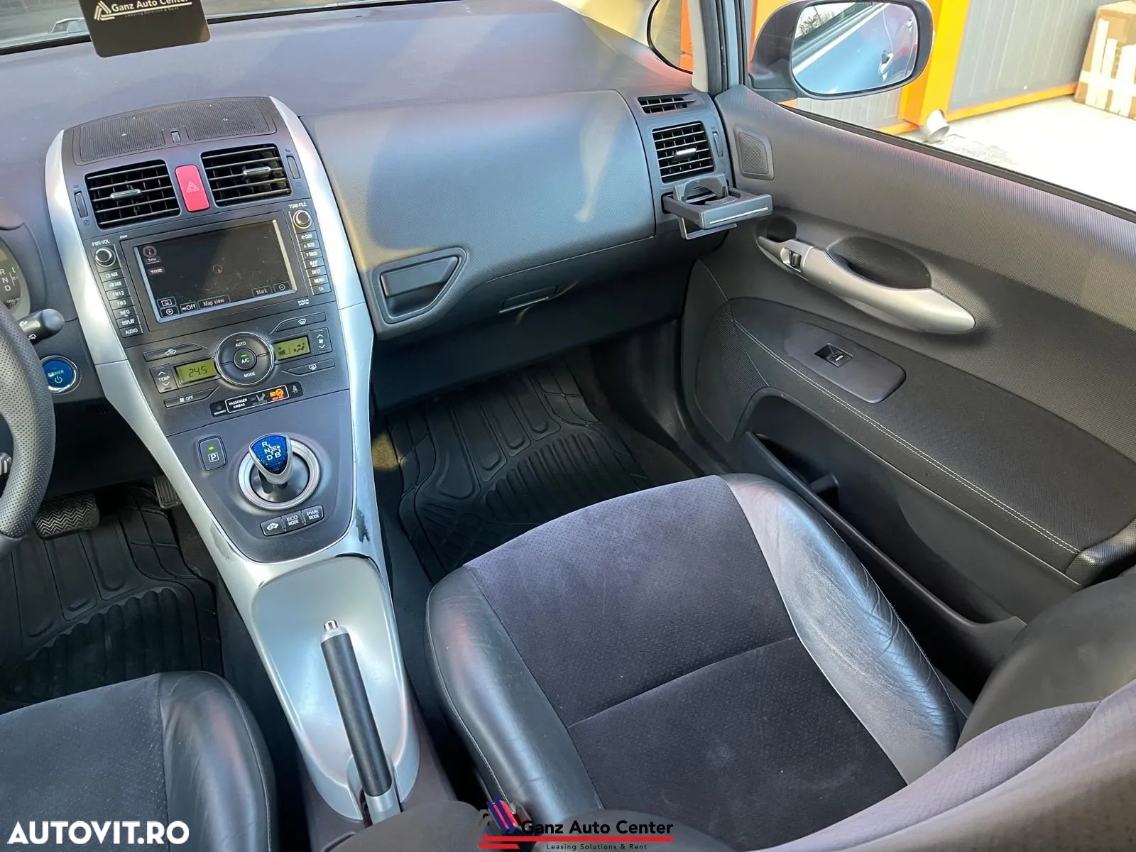 Toyota Auris - 10