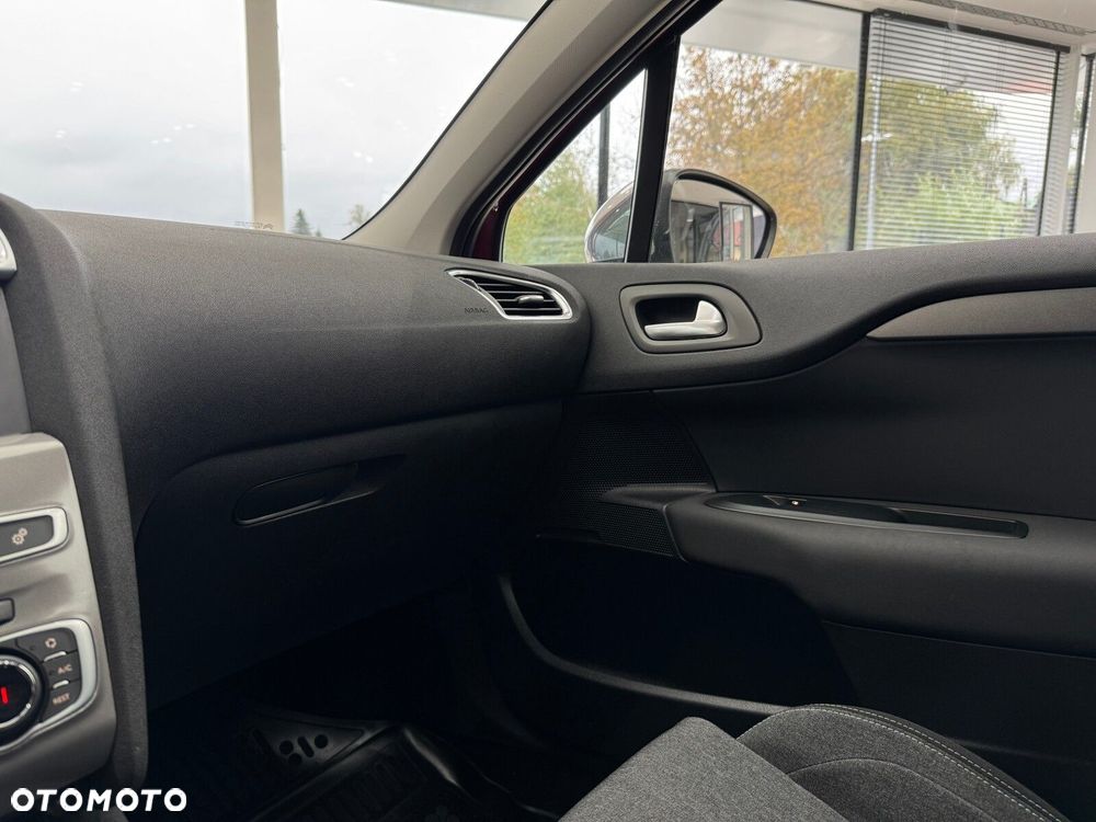 Citroën C4 1.2 PureTech Feel - 25