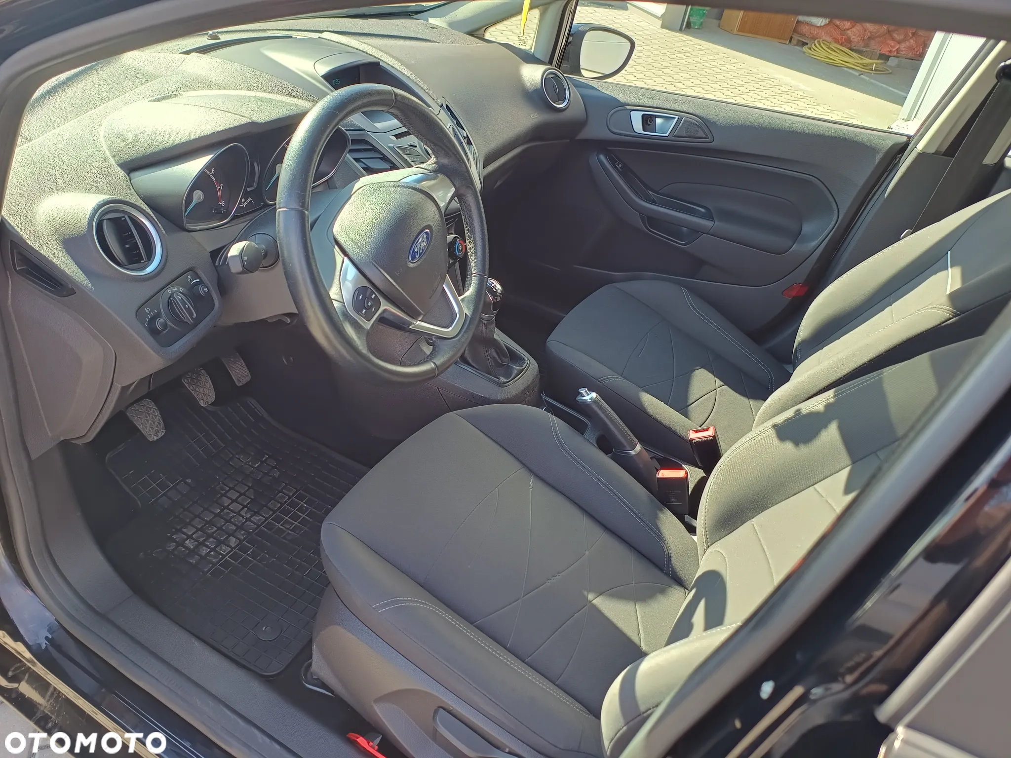 Ford Fiesta - 11