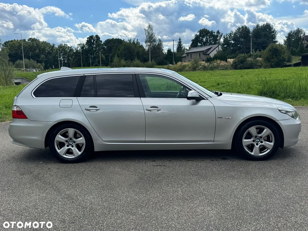 BMW Seria 5 525d xDrive - 8