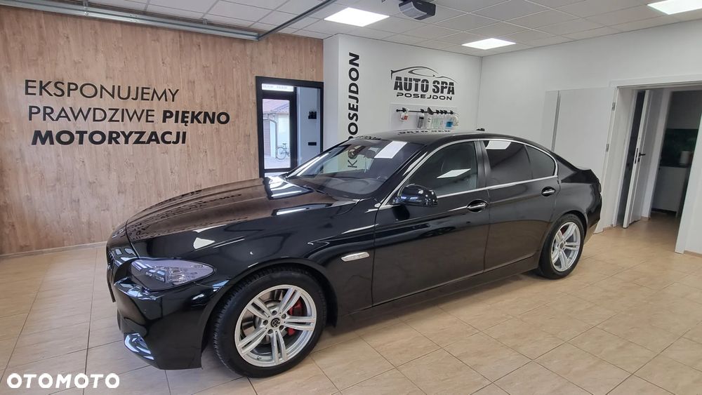 BMW Seria 5 525d - 27